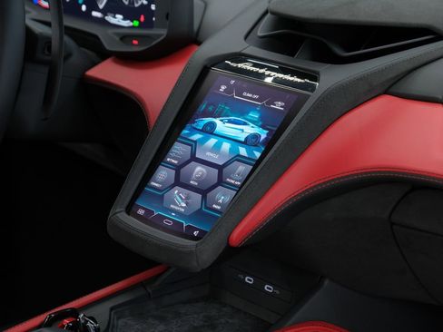 Used 2026 Lamborghini Temerario AWD/4WD image 38