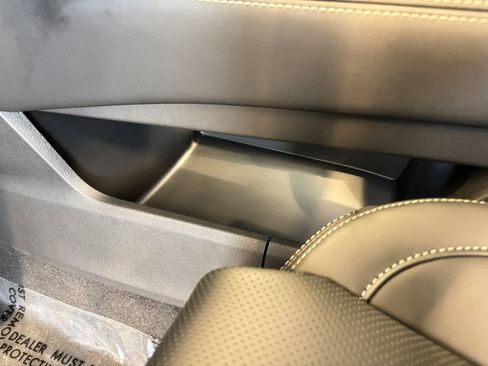 New 2025 Nissan Rogue Platinum w/ Platinum Premium Package image 18