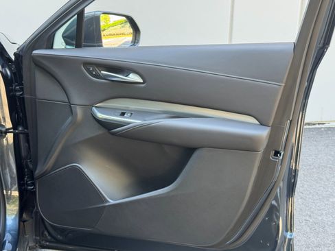 Used 2020 Cadillac XT4 Premium Luxury w/ Cold Weather Package image 44