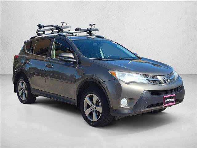 Used 2015 Toyota RAV4 XLE AWD/4WD image 3