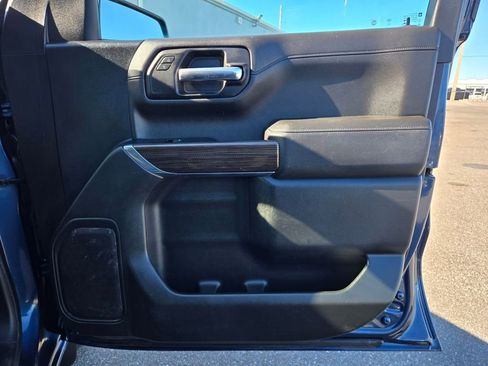 Used 2019 Chevrolet Silverado 1500 LT w/ Texas Edition image 41