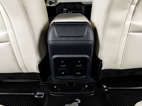 Used 2023 Ford Bronco Heritage Edition AWD/4WD image 31