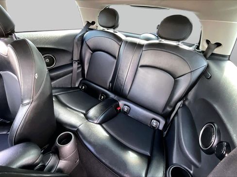Used 2015 MINI Cooper S FWD image 17