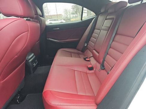 Used 2019 Lexus IS 300 F Sport w/ F Sport Package image 10