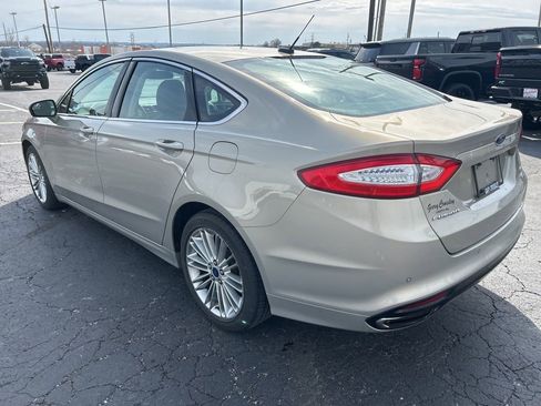 Used 2015 Ford Fusion SE w/ Equipment Group 202A image 6