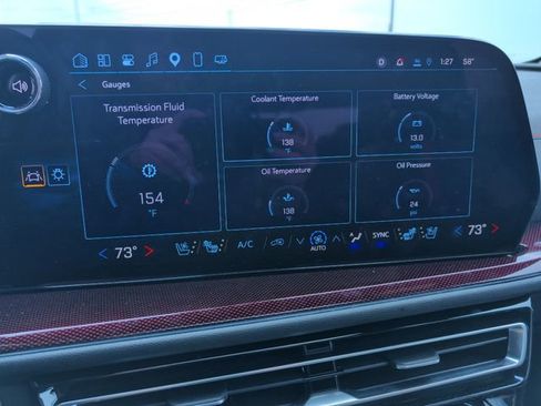 Used 2025 Chevrolet Traverse RS w/ LPO, Floor Liner Package image 17