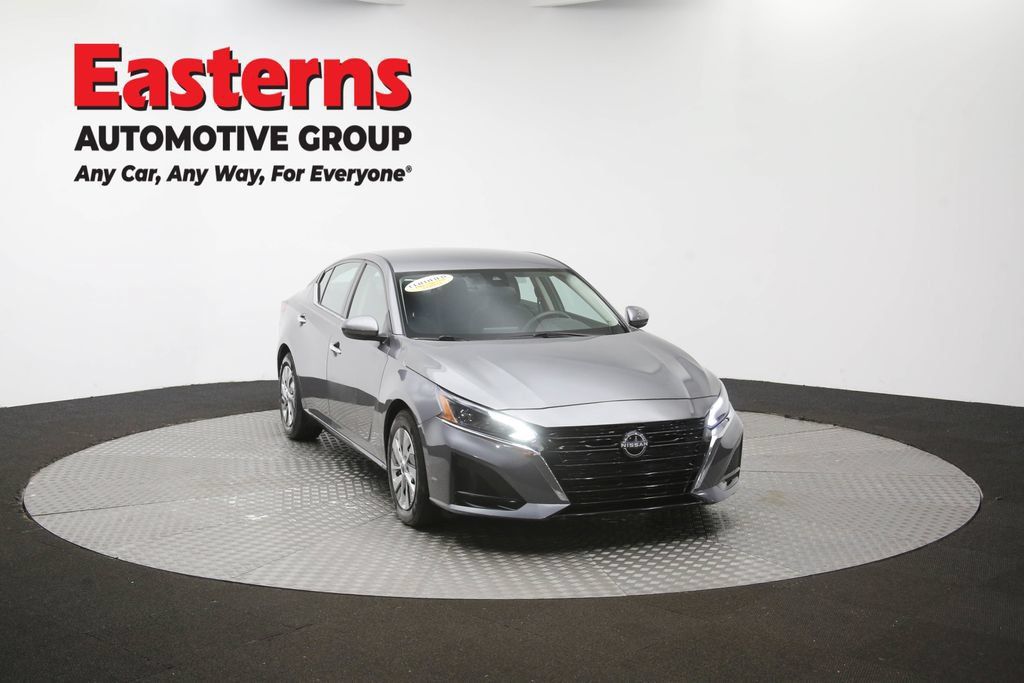 Used 2023 Nissan Altima 2.5 S FWD image 49