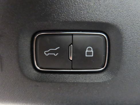 Used 2025 Ford Expedition Max Platinum w/ Platinum Ultimate Package image 52