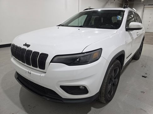 Used 2019 Jeep Cherokee Latitude Plus image 8