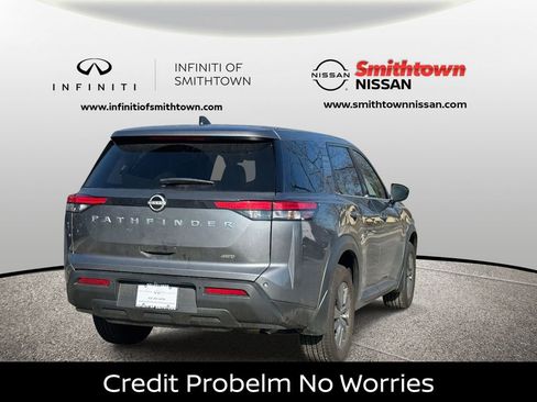 Certified 2024 Nissan Pathfinder S image 7