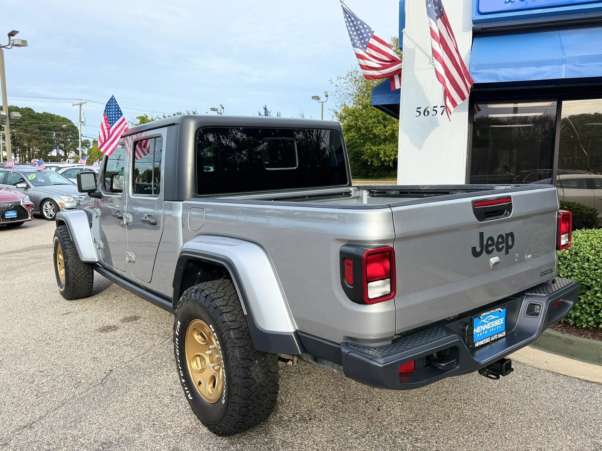 Used 2020 Jeep Gladiator Sport w/ Quick Order Package 24S AWD/4WD image 29
