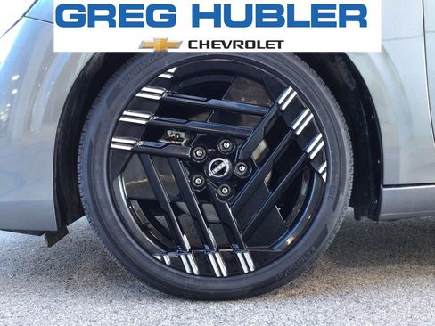 Used 2026 Nissan Sentra SR w/ Floor Mat Package FWD image 19