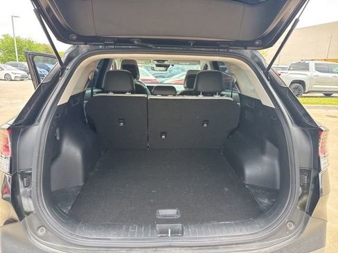 Used 2023 Kia Sportage EX image 7