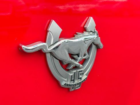 Used 2009 Ford Mustang Convertible RWD image 10
