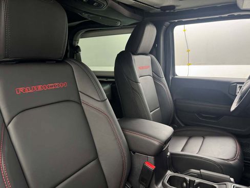 New 2025 Jeep Wrangler Rubicon image 20