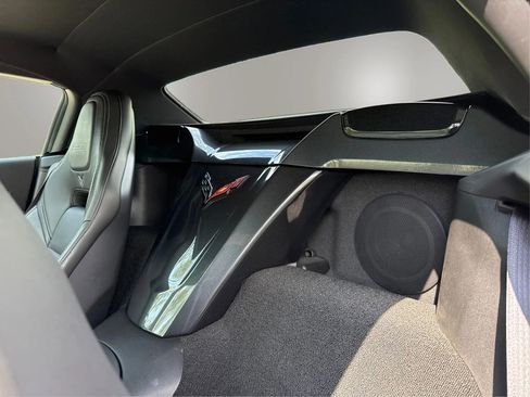 Used 2017 Chevrolet Corvette Z06 RWD image 10