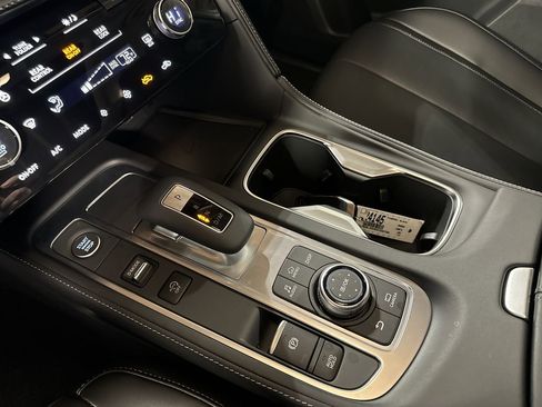 Certified 2025 INFINITI QX60 Pure image 24