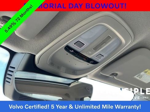 Certified 2024 Volvo XC40 B5 Ultimate w/ Climate Package AWD/4WD image 20