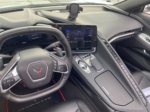 Used 2022 Chevrolet Corvette Stingray Preferred Conv w/ 2LT image 16