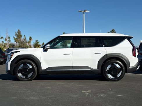 New 2026 Kia EV9 Wind image 28