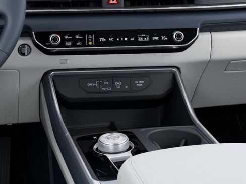 New 2026 Kia Carnival EX FWD image 23
