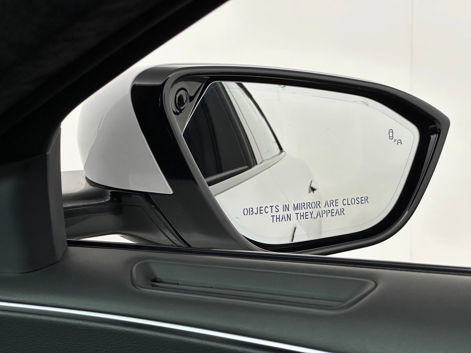 Used 2025 Lucid Air Touring AWD/4WD image 26