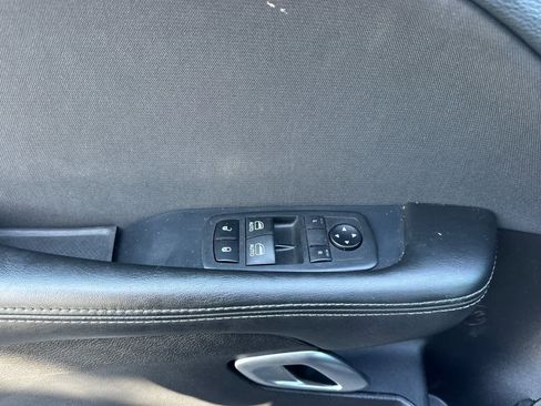 Used 2019 Dodge Challenger R/T w/ Driver Convenience Group RWD image 12