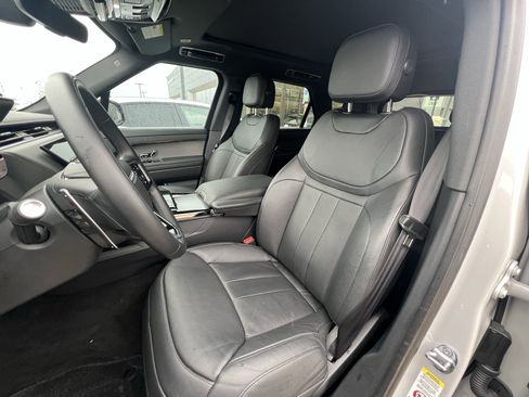 Certified 2025 Land Rover Range Rover Sport S image 16