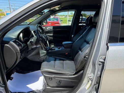 Used 2018 Jeep Grand Cherokee Limited AWD/4WD image 20