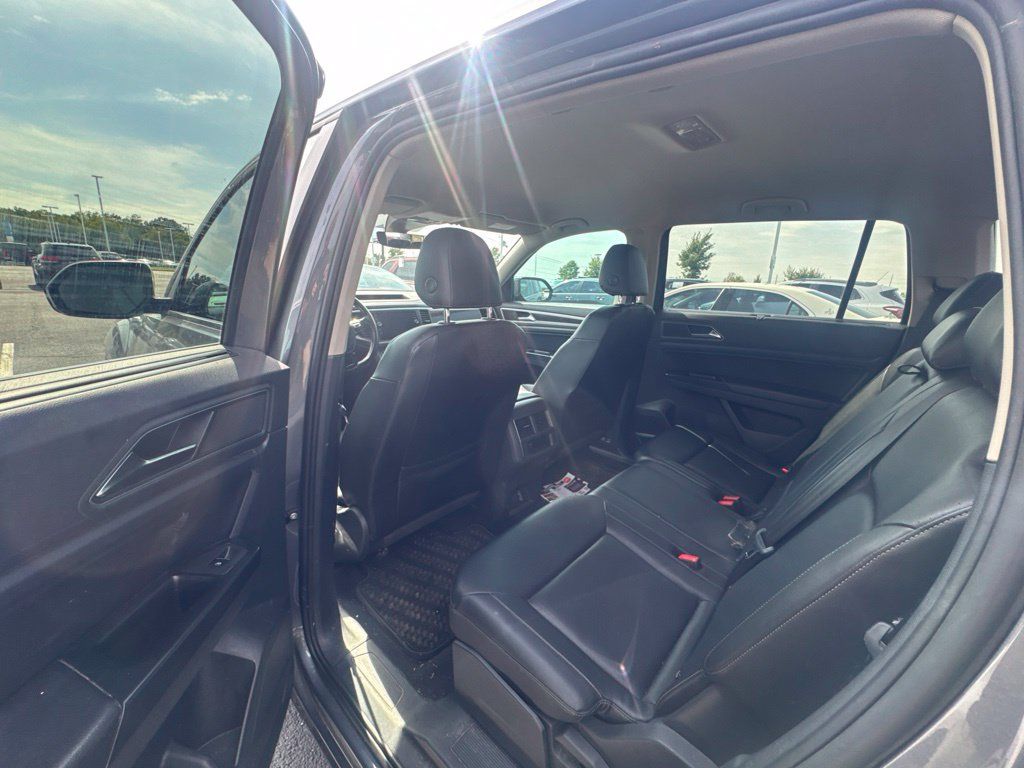 Used 2018 Volkswagen Atlas SE AWD/4WD image 19