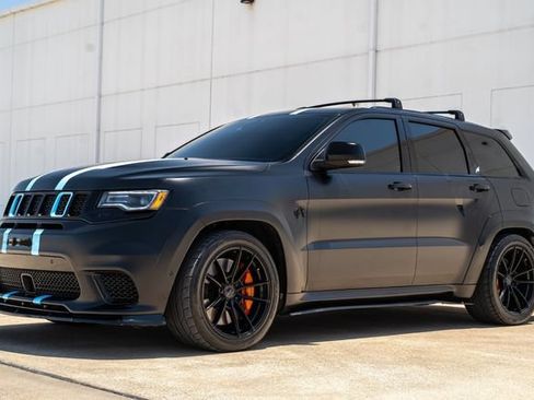 Used 2018 Jeep Grand Cherokee Trackhawk AWD/4WD image 6