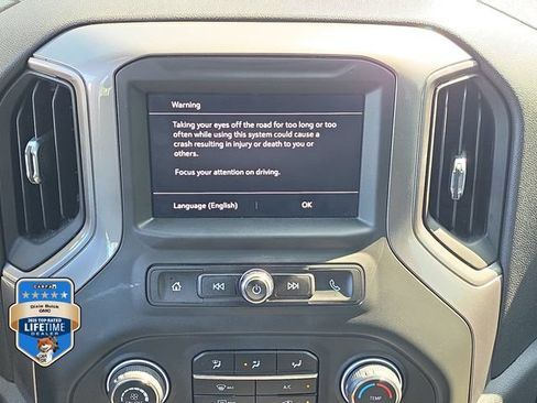 Certified 2025 Chevrolet Silverado 1500 Custom AWD/4WD image 26