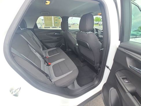 Used 2022 Chevrolet TrailBlazer LS FWD image 27