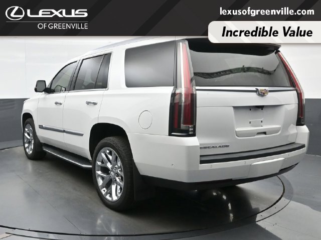 Used 2020 Cadillac Escalade Premium Luxury AWD/4WD image 7