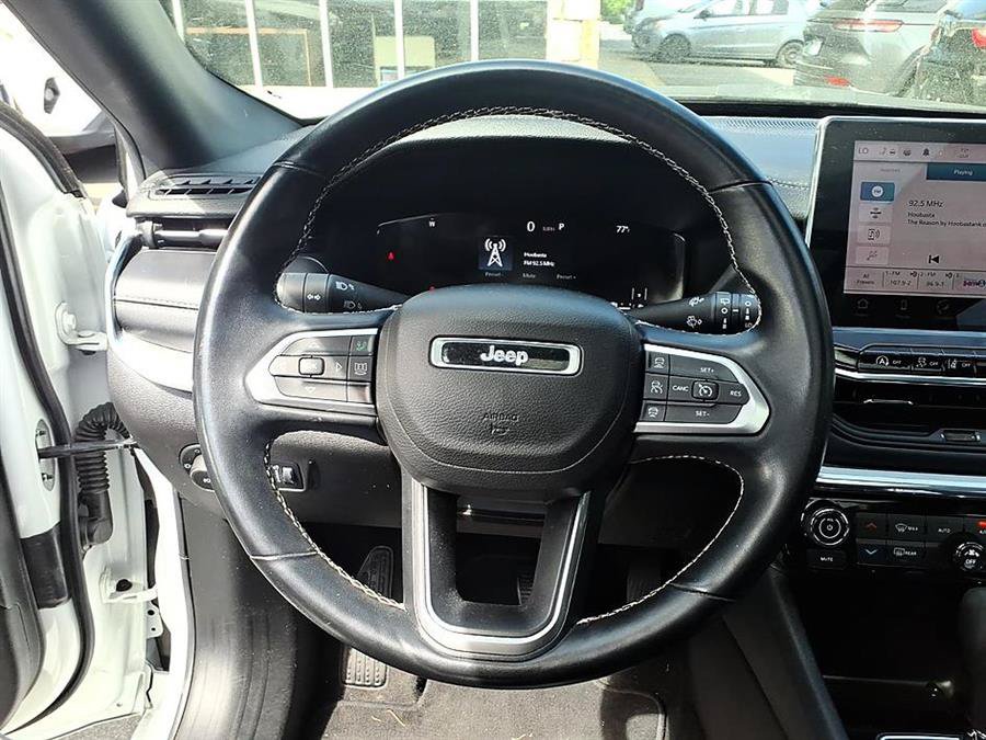 Used 2022 Jeep Compass High Altitude AWD/4WD image 29