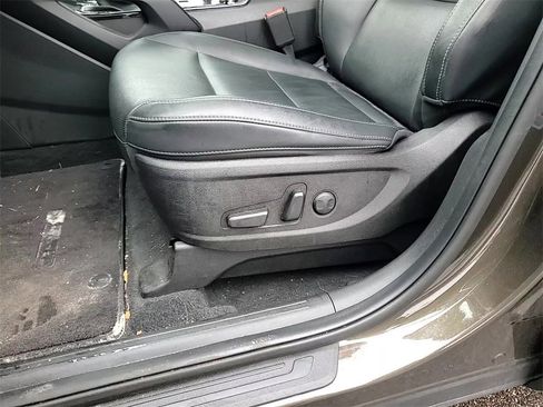 Used 2023 Kia Telluride S w/ S Sunroof Package image 12