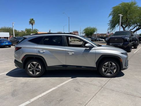 Used 2025 Hyundai Tucson SEL FWD image 3