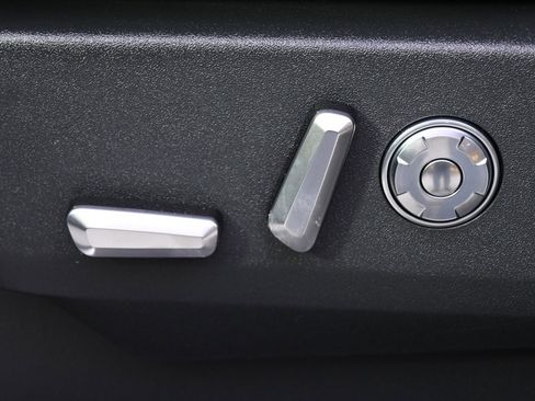 New 2026 Lincoln Navigator Reserve image 14