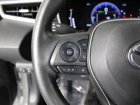Used 2024 Toyota Corolla XSE FWD image 24