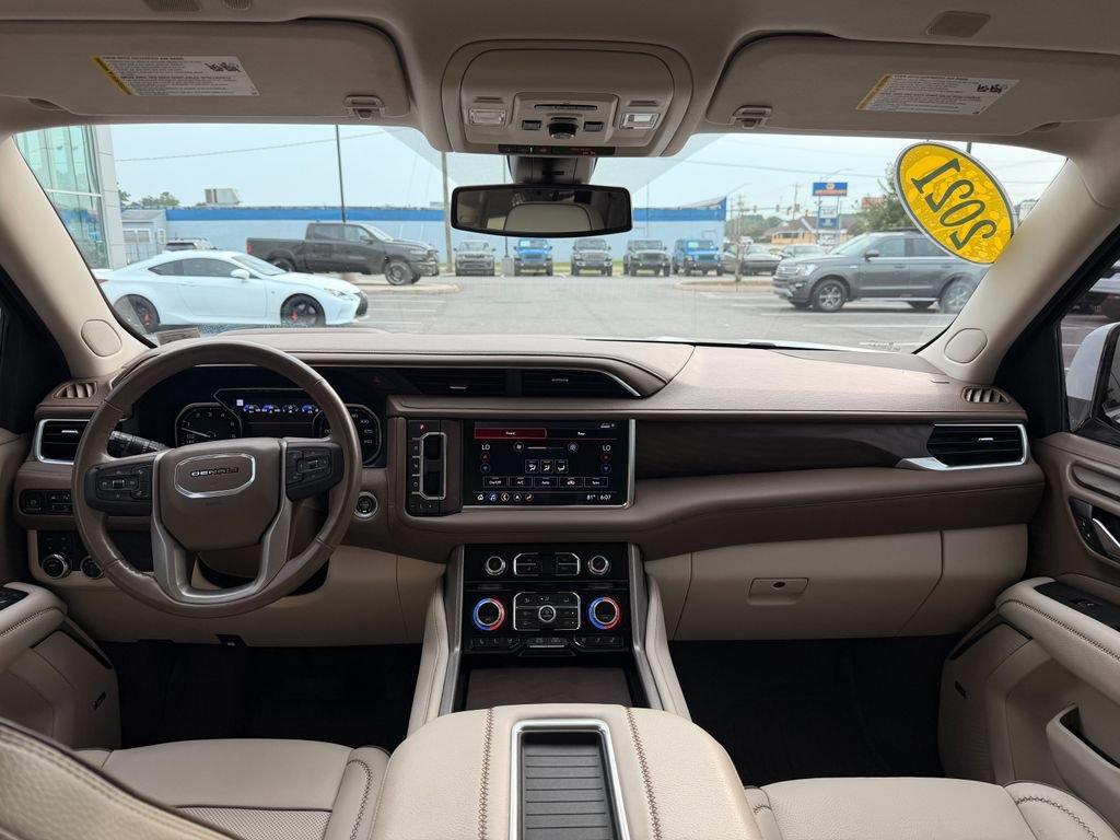Used 2021 GMC Yukon Denali AWD/4WD image 14