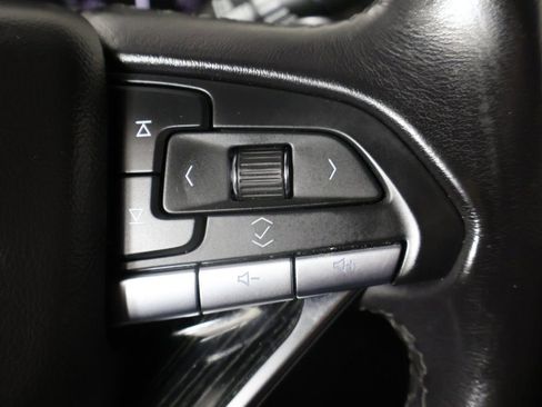 Used 2022 Cadillac XT6 Premium Luxury image 44