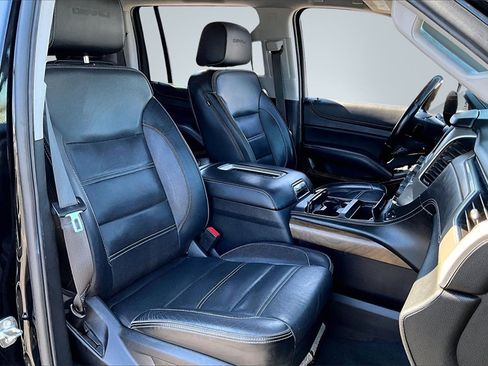 Used 2020 GMC Yukon XL Denali image 28