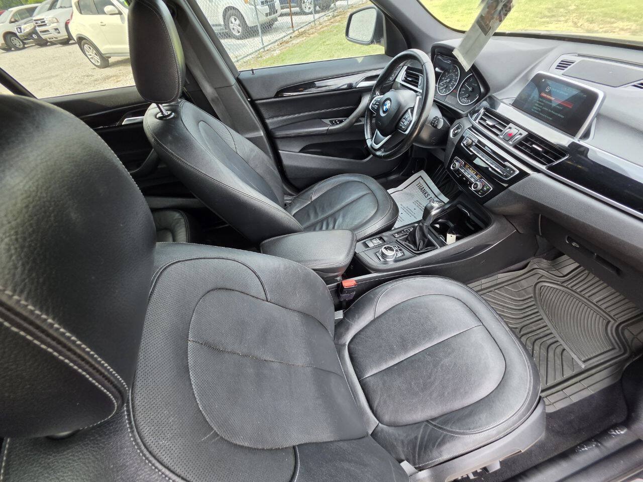Used 2018 BMW X1 xDrive28i AWD/4WD image 4