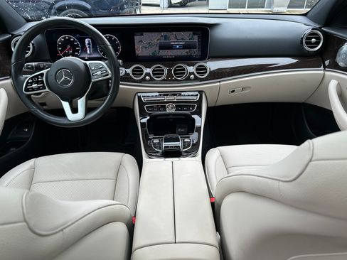 Used 2020 Mercedes-Benz E 450 4MATIC Wagon image 26