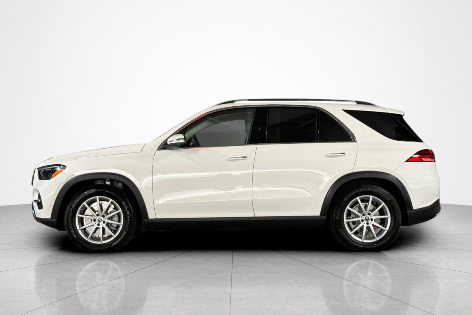 New 2026 Mercedes-Benz GLE 350 4MATIC image 2