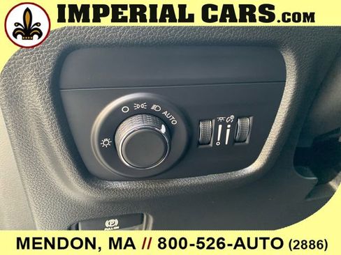 New 2025 Jeep Grand Cherokee L Altitude image 17