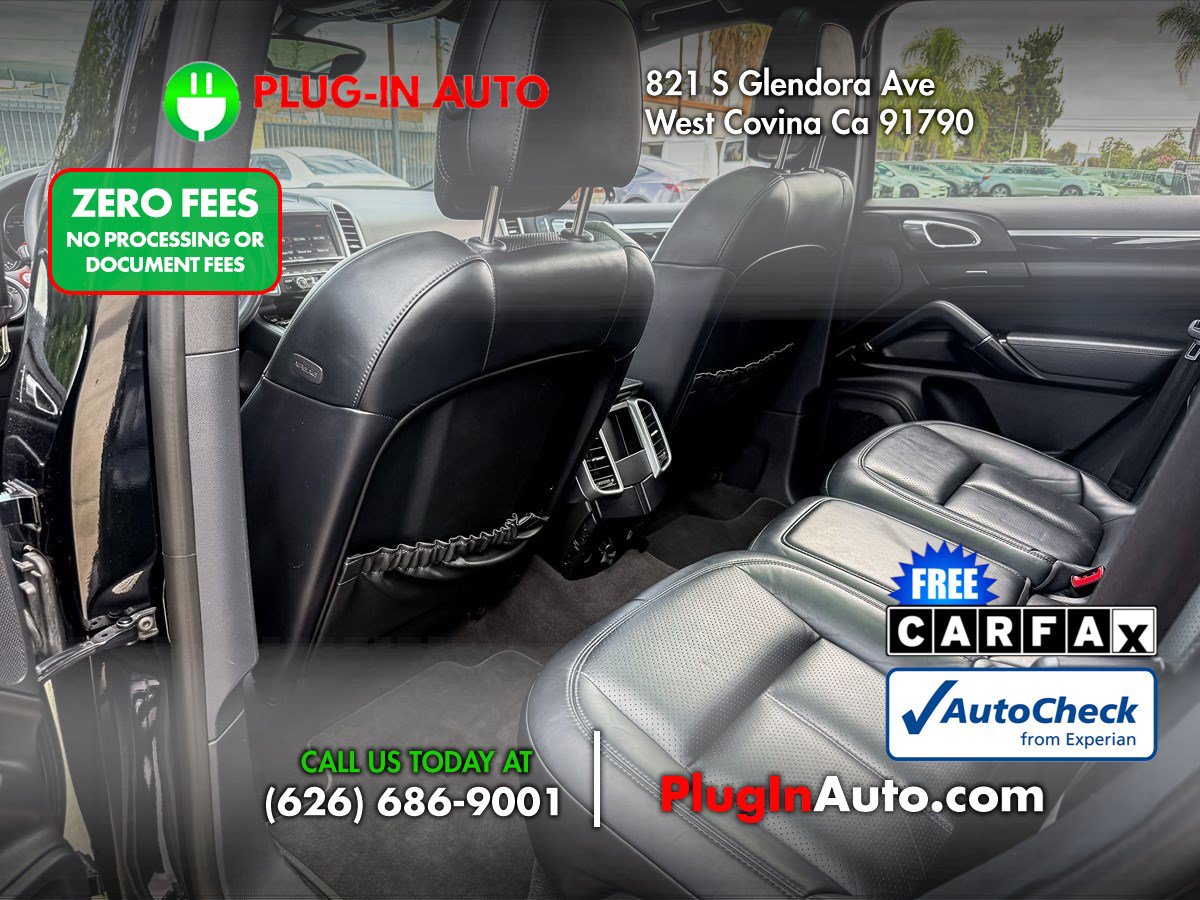 Used 2016 Porsche Cayenne AWD/4WD image 9