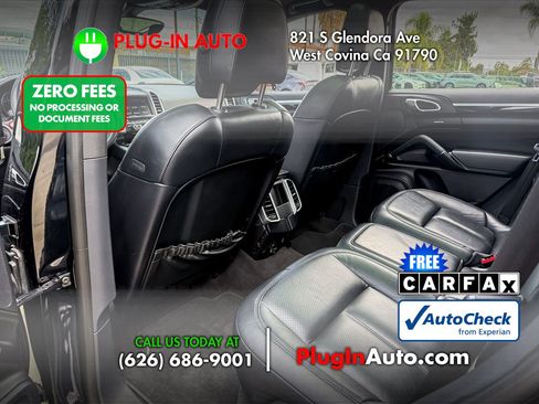 Used 2016 Porsche Cayenne AWD/4WD image 9