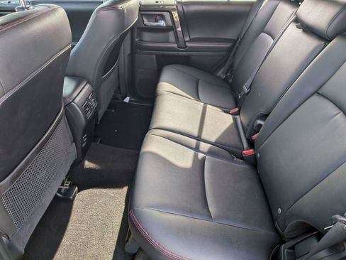 Used 2019 Toyota 4Runner TRD Off-Road Premium AWD/4WD image 33