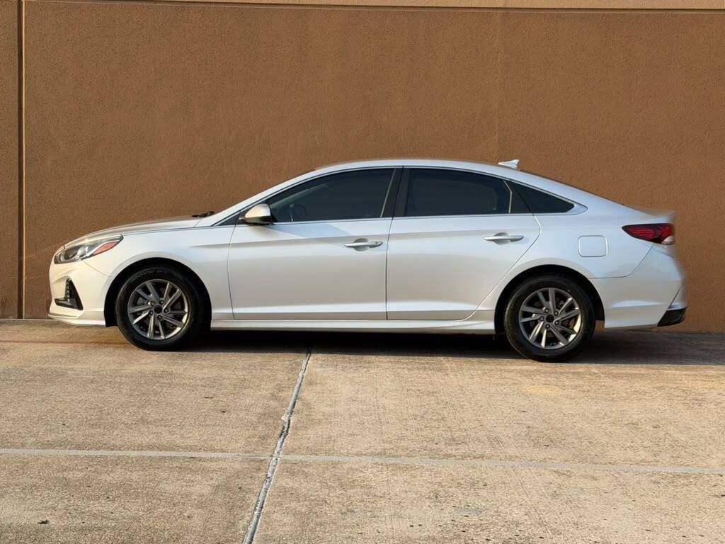 Used 2018 Hyundai Sonata SE FWD image 10